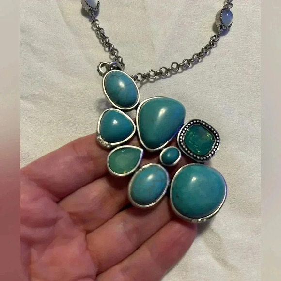 She go turquoise chunky necklace - Picture 1 of 9